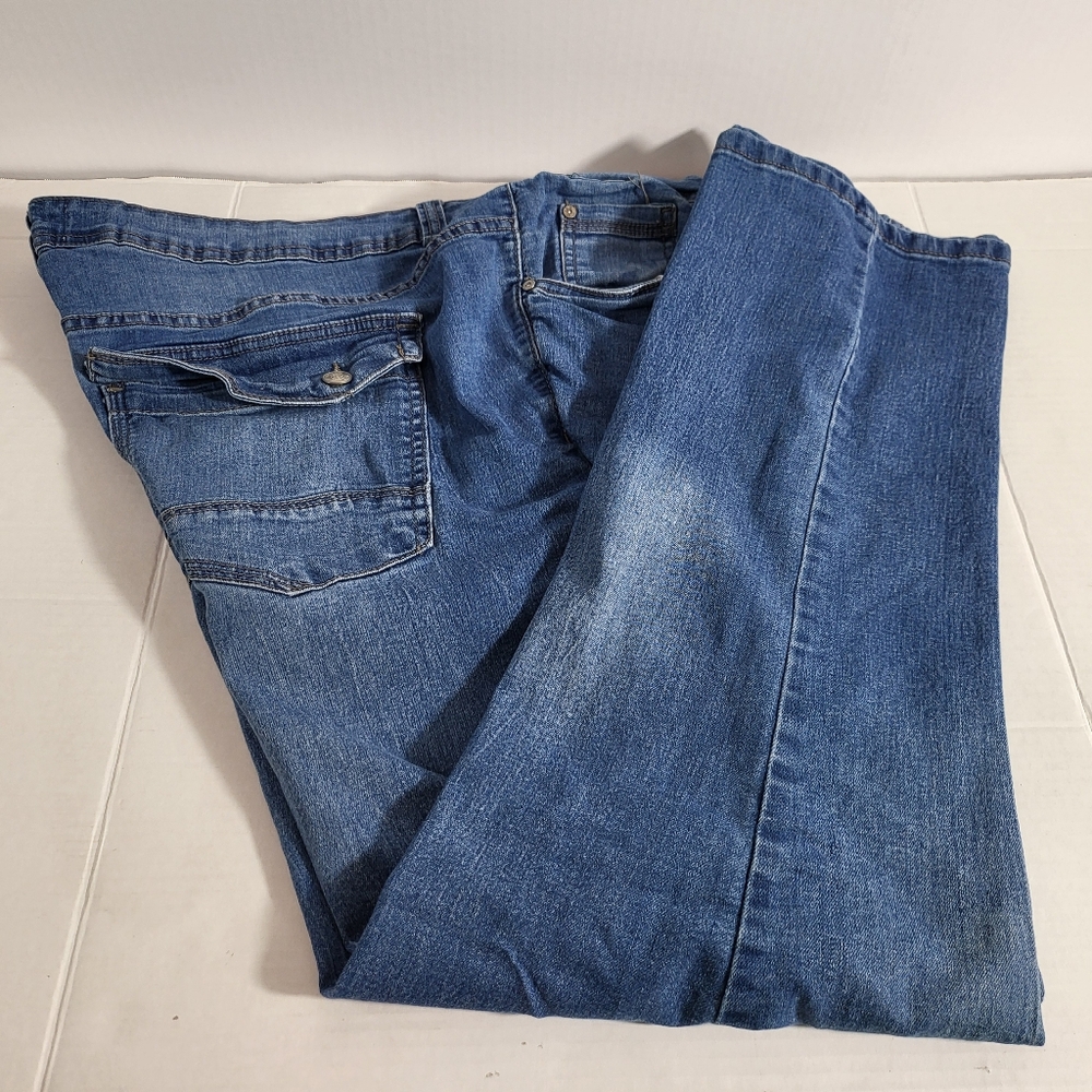 Classic Men 44x32 Blue Denim Jeans